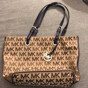 Michael Kors shoulder bag